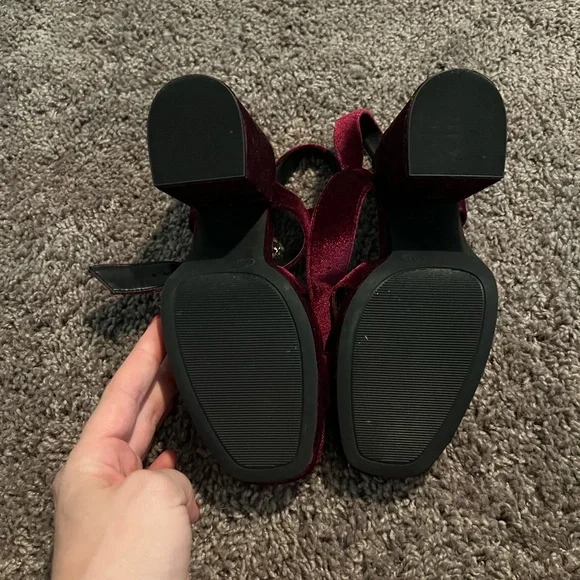 Burgundy Velvet Women's Heels - Picture 5 of 6